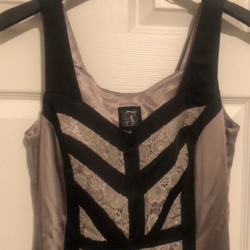 Jax Dress - Picture 2 of 7